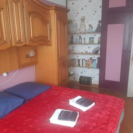 Apartment Grenoble - *